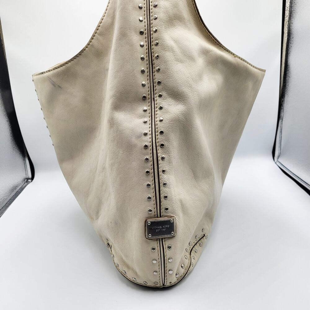 Y2K Michael by Michael Kors Cream Leather Studded Slouch Hobo Shoulder Bag - Picture 5 of 16